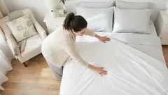 „Sie sollten Ihre Bettwäsche nicht alle zwei Wochen oder jeden Monat wechseln“ – das richtige Intervall für den Wechsel ist überraschend.